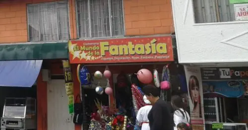 CACHARRERIA EL MUNDO DE LA FANTASIA CACHARRERIA EL MUNDO DE LA FANTASIA